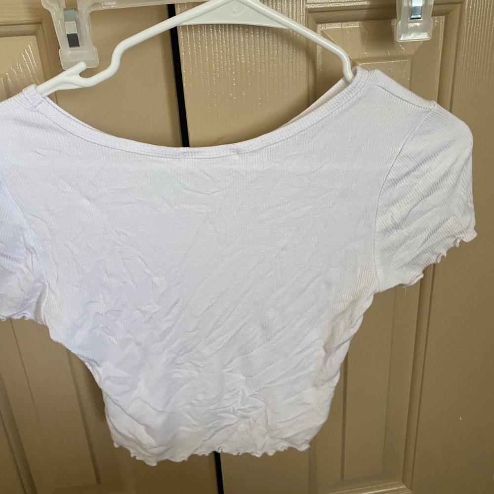 White crop top